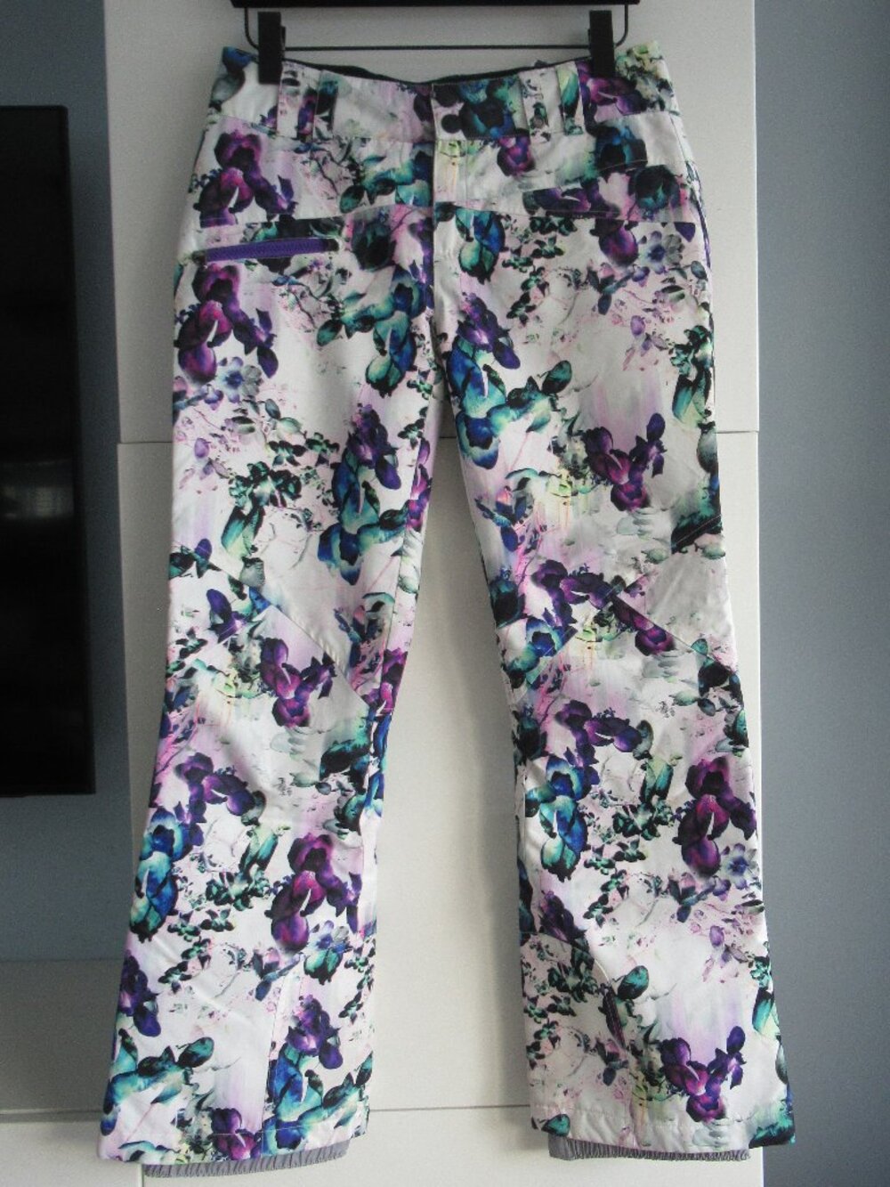 Obermeyer Malta Ski Pants In Secret Garden Floral Print SZ 4 EUC